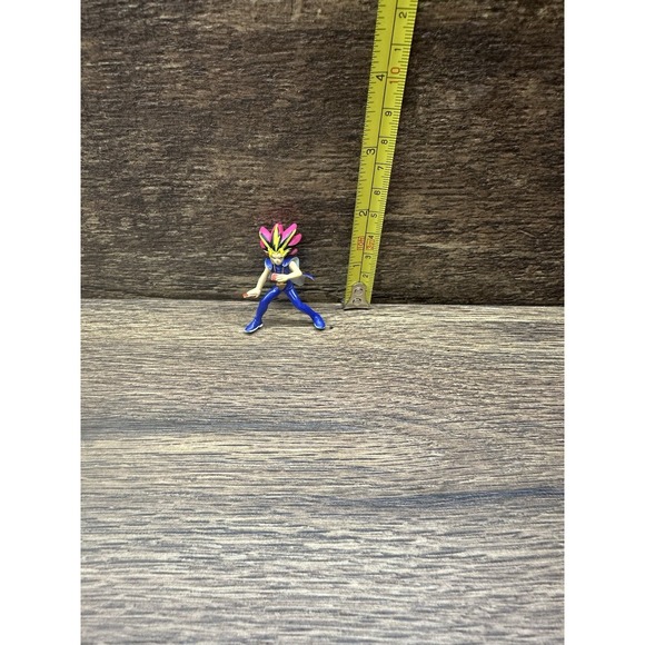 Yu-Gi-Oh 1996 Vintage Mattel Mini Figure‎ Takahashi YUGI Series 1 - Picture 1 of 3